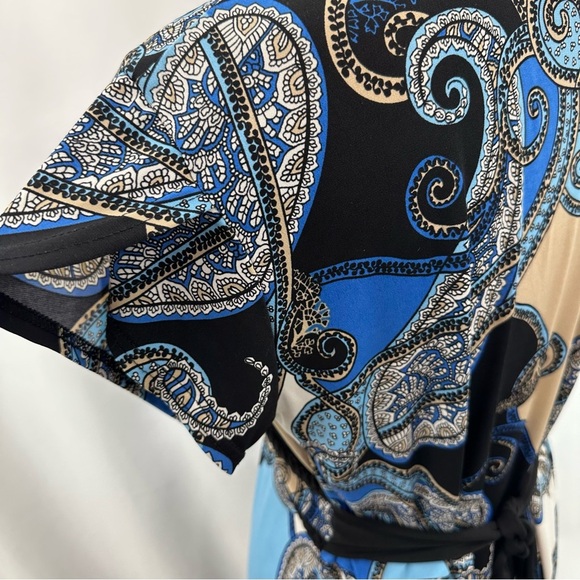 Attention V Neck Blue and Black Paisley Dress - Picture 9 of 9